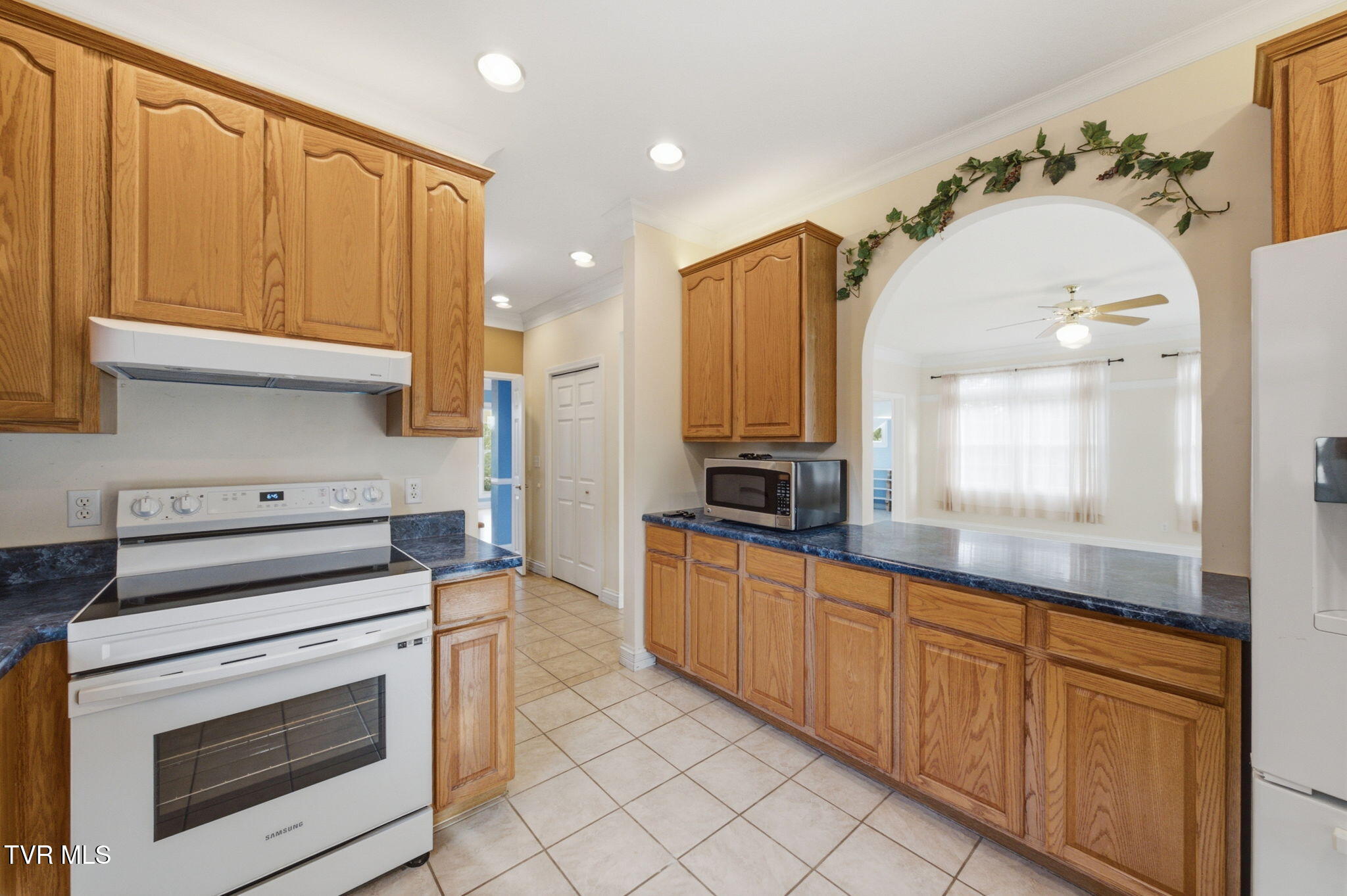 4017 Glen Alpine Road Kingsport, TN 37660 - Photo 17 of 77 31-web-or-mls-031_DSC09149