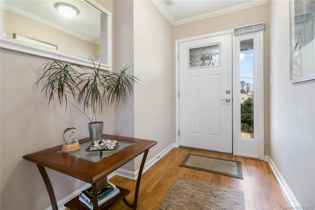 1004 Riceville Road Asheville, NC 28805 - Photo 4 of 36 Gallery Image 4