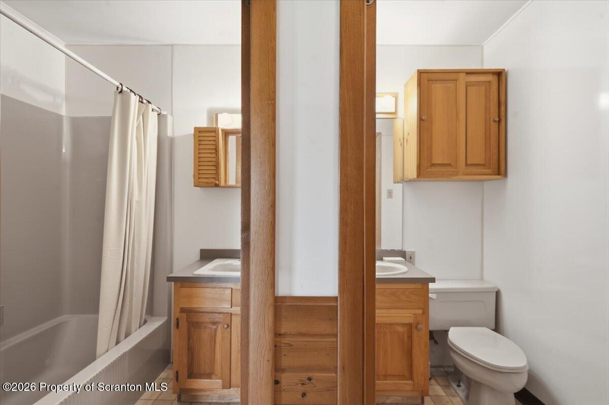 450 Tirzah Road Union Dale, PA 18470 - Photo 13 of 49 25-450_Tirzah_Road_Union_Dale_011