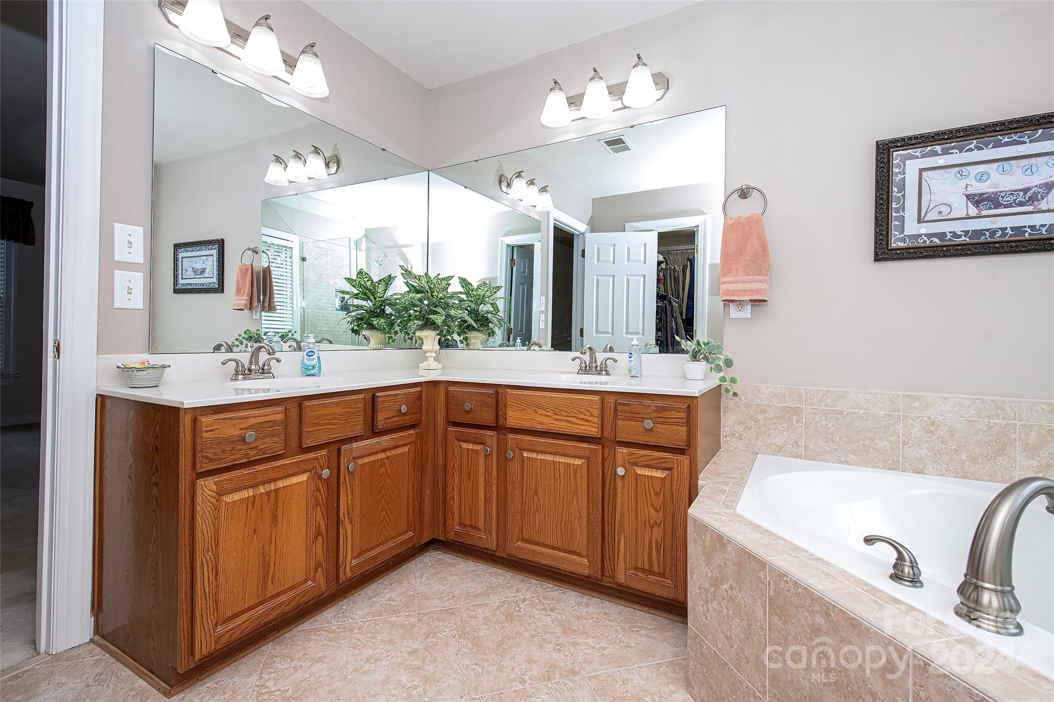 1104 Foxfield Road Waxhaw, NC 28173 - Photo 21 of 39 Gallery Image 21
