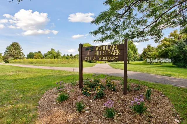 $284,900 | 2687 Mallard Drive, Woodbury, MN 55125