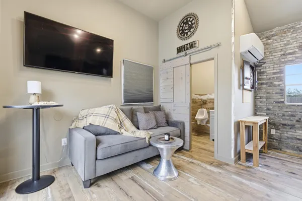 $699,000 | 5956 Windsor Falls Loop, Arlington, TN 38002