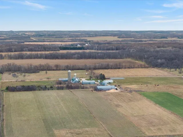 $510,000 | 27075 221st Avenue, Long Prairie, MN 56347