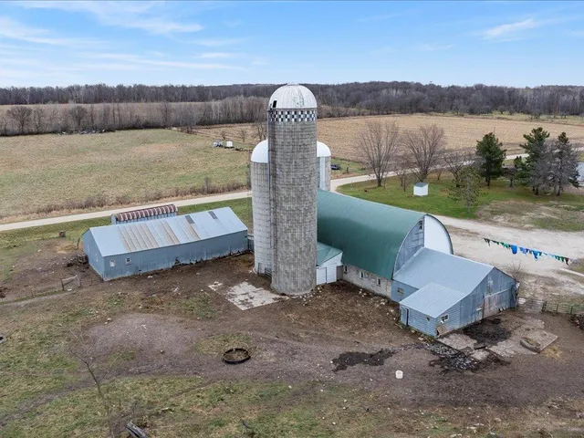 $510,000 | 27075 221st Avenue, Long Prairie, MN 56347