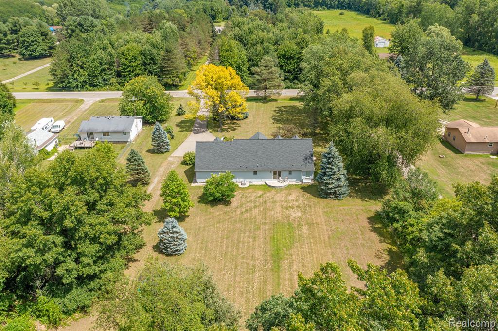 7335 Johnson Road Flushing, MI 48433 - Photo 32 of 44