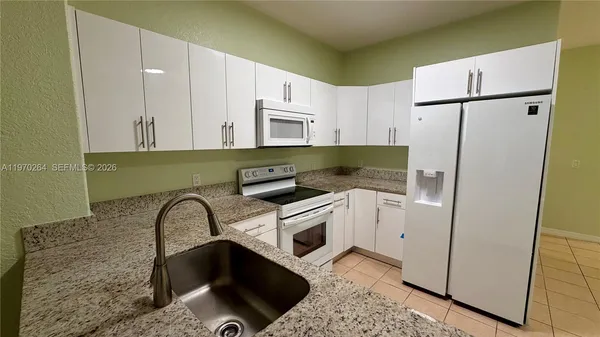 $2,350 | 13272 Old Biscayne Drive, Unit 104, Homestead, FL 33033