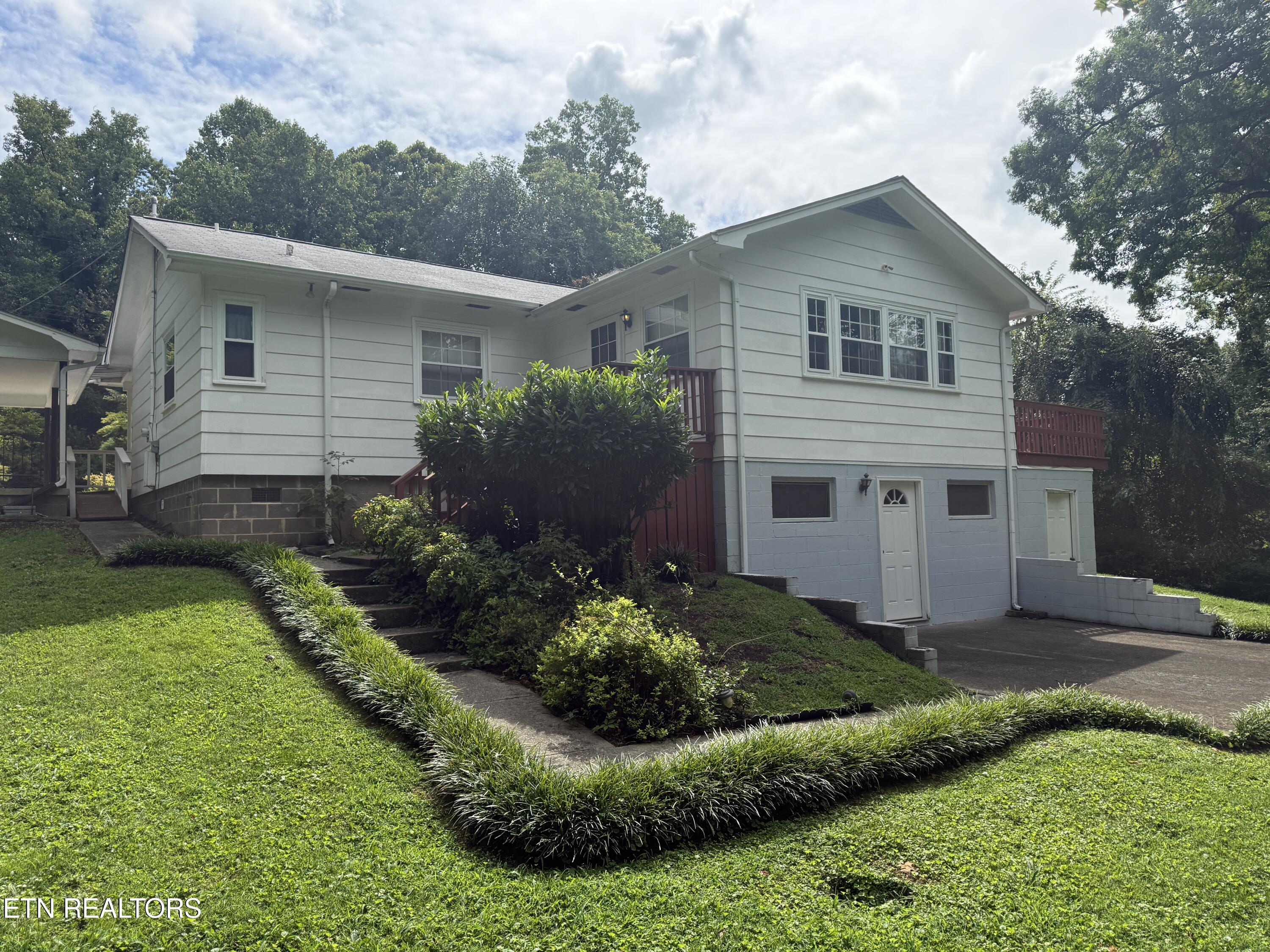 104 Pleasant Road Oak Ridge, TN 37830 - Photo 19 of 22 IMG_9117