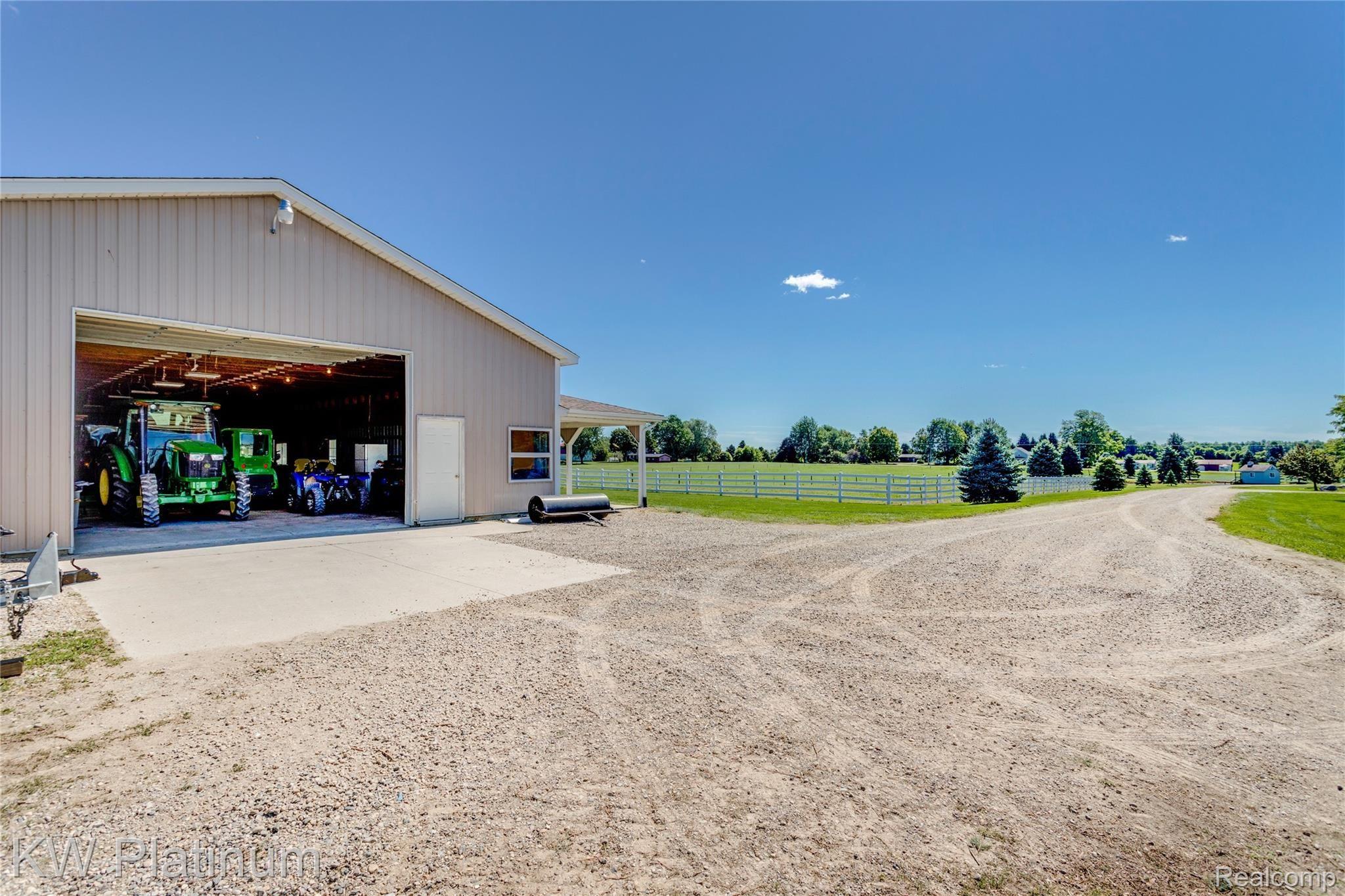 285 East Peck Road Peck, MI 48466 - Photo 52 of 54 0B9D4558-8300-4C60-8B8B-E7547DA1300B.jpeg