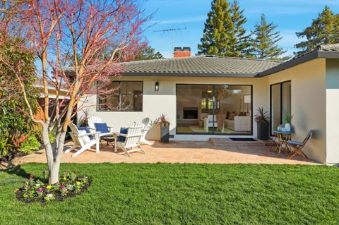 $3,098,000 | 381 Leland Avenue, Menlo Park, CA 94025