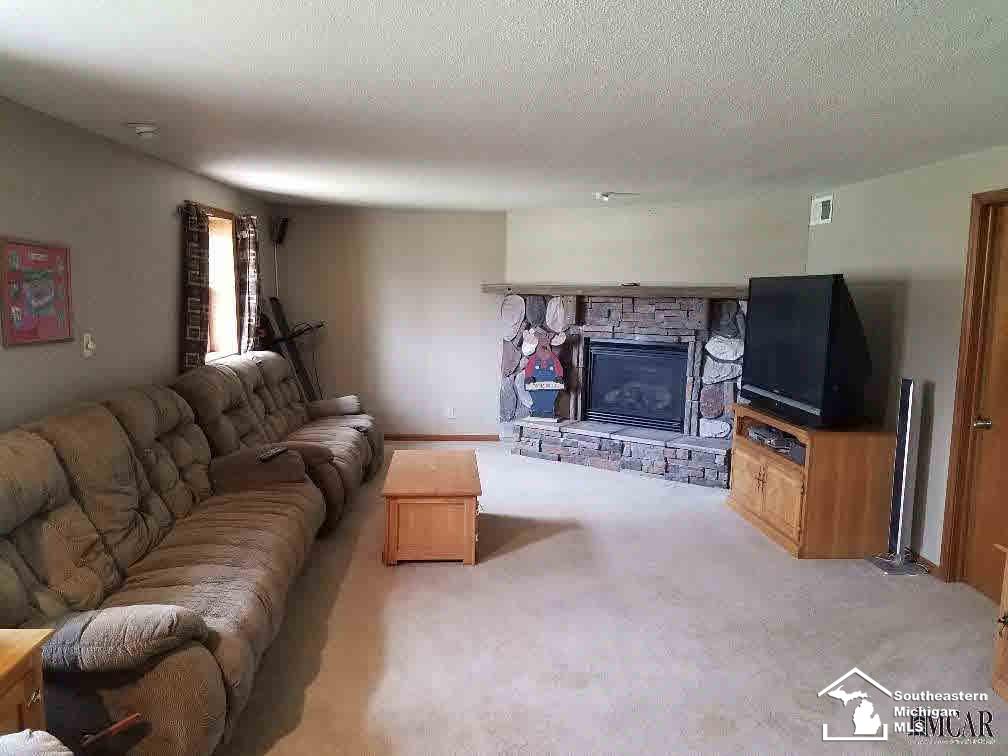 10500 Minx Road Temperance, MI 48182 - Photo 2 of 13