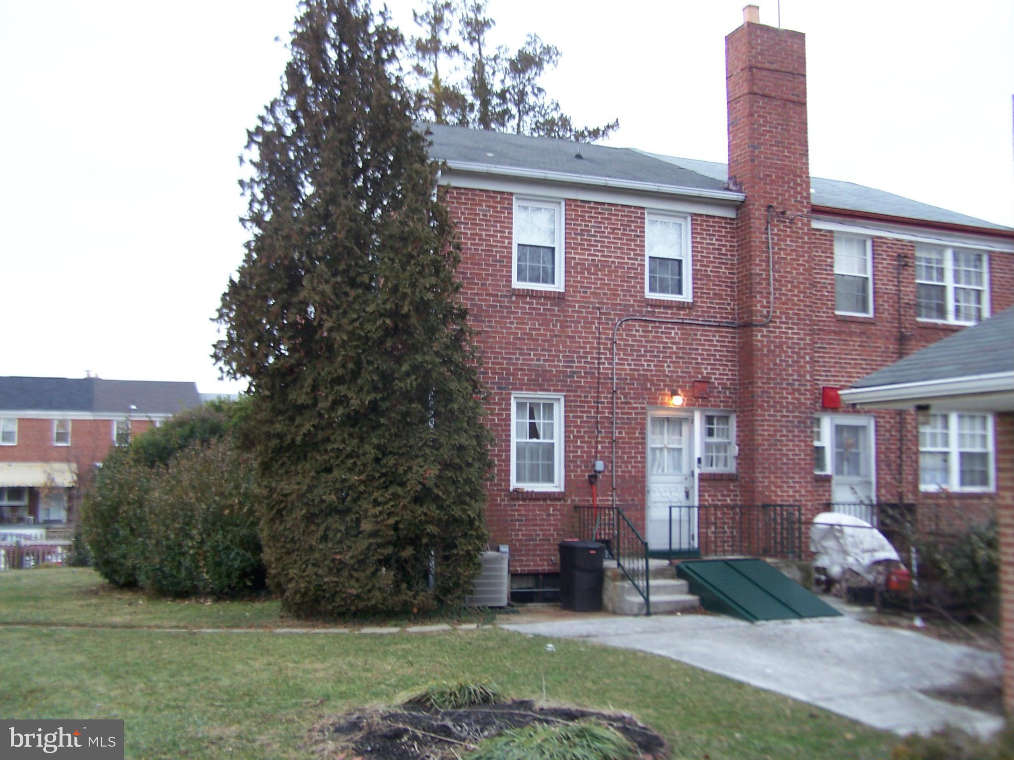 1212 Gleneagle Road Baltimore, MD 21239 - Photo 3 of 18 Exterior (Rear)