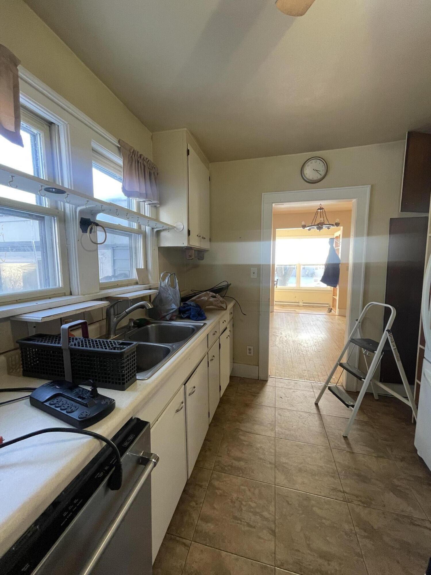 1314 79th Street Kenosha, WI 53143 - Photo 14 of 33 IMG_7406