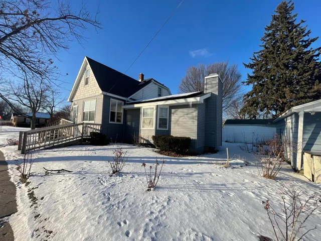 $225,000 | 1314 79th Street, Kenosha, WI 53143