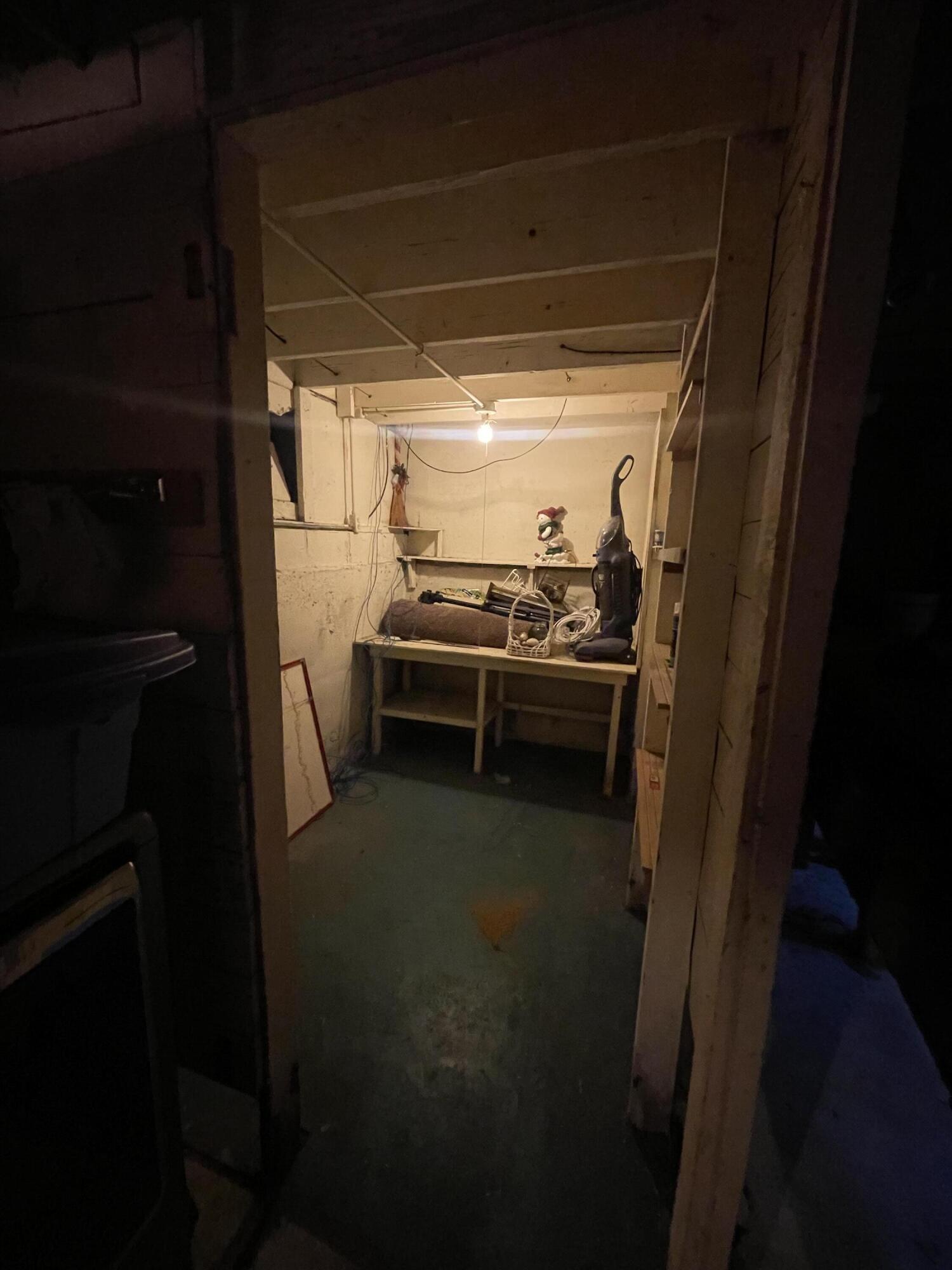 1314 79th Street Kenosha, WI 53143 - Photo 25 of 33 IMG_7411