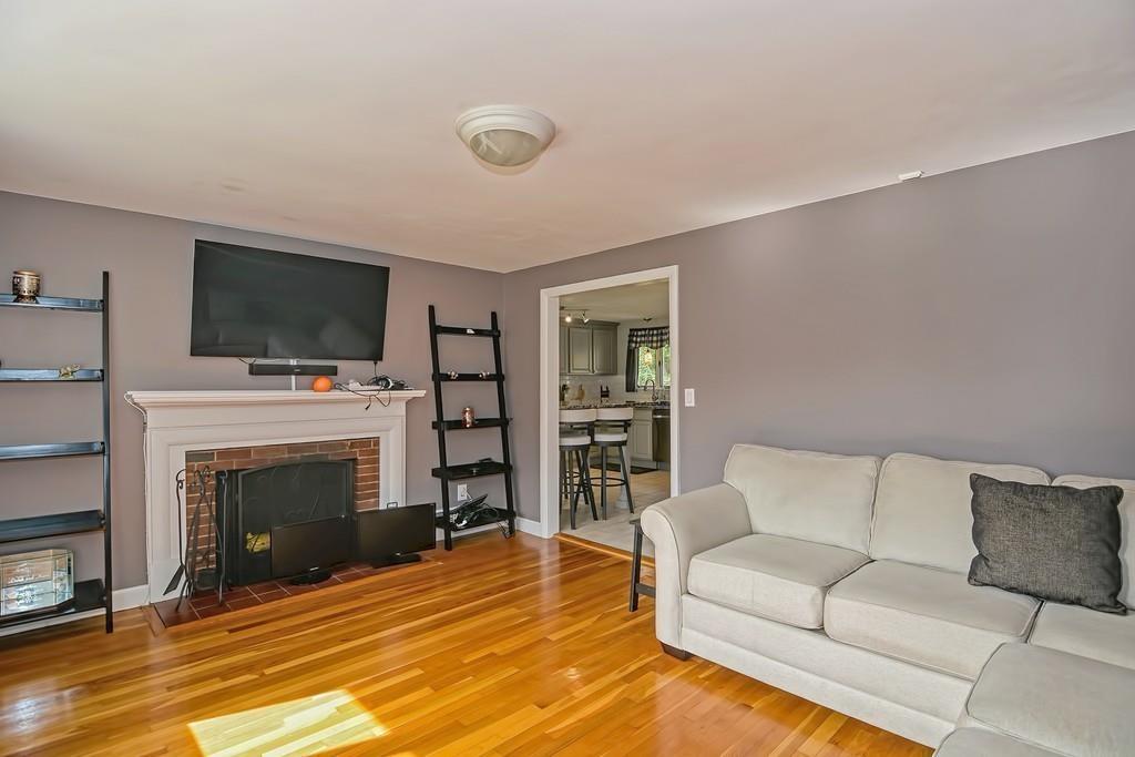 24 Elmfield Road Framingham, MA 01701 - Photo 9 of 30