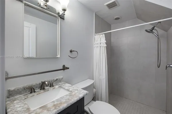 $1,950,000 | 1437 Baracoa Avenue, Coral Gables, FL 33146