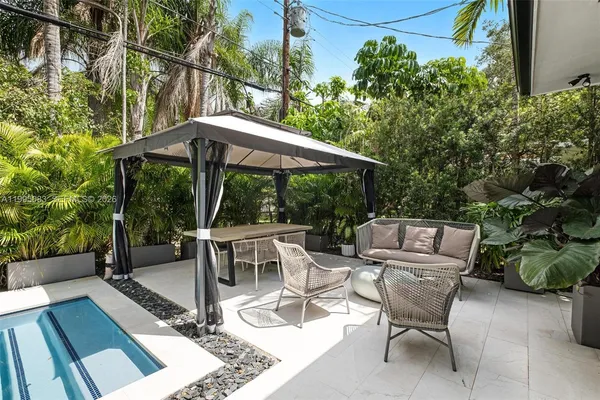 $1,950,000 | 1437 Baracoa Avenue, Coral Gables, FL 33146