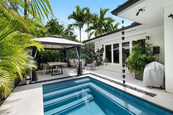 $1,950,000 | 1437 Baracoa Avenue, Coral Gables, FL 33146