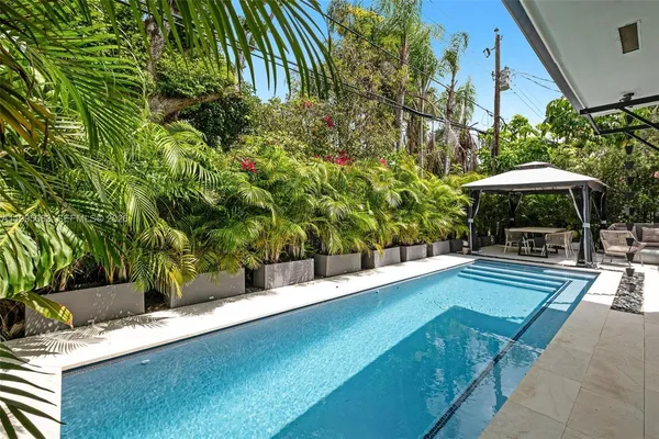 $1,950,000 | 1437 Baracoa Avenue, Coral Gables, FL 33146