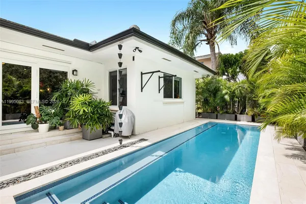 $1,950,000 | 1437 Baracoa Avenue, Coral Gables, FL 33146