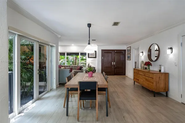 $1,950,000 | 1437 Baracoa Avenue, Coral Gables, FL 33146