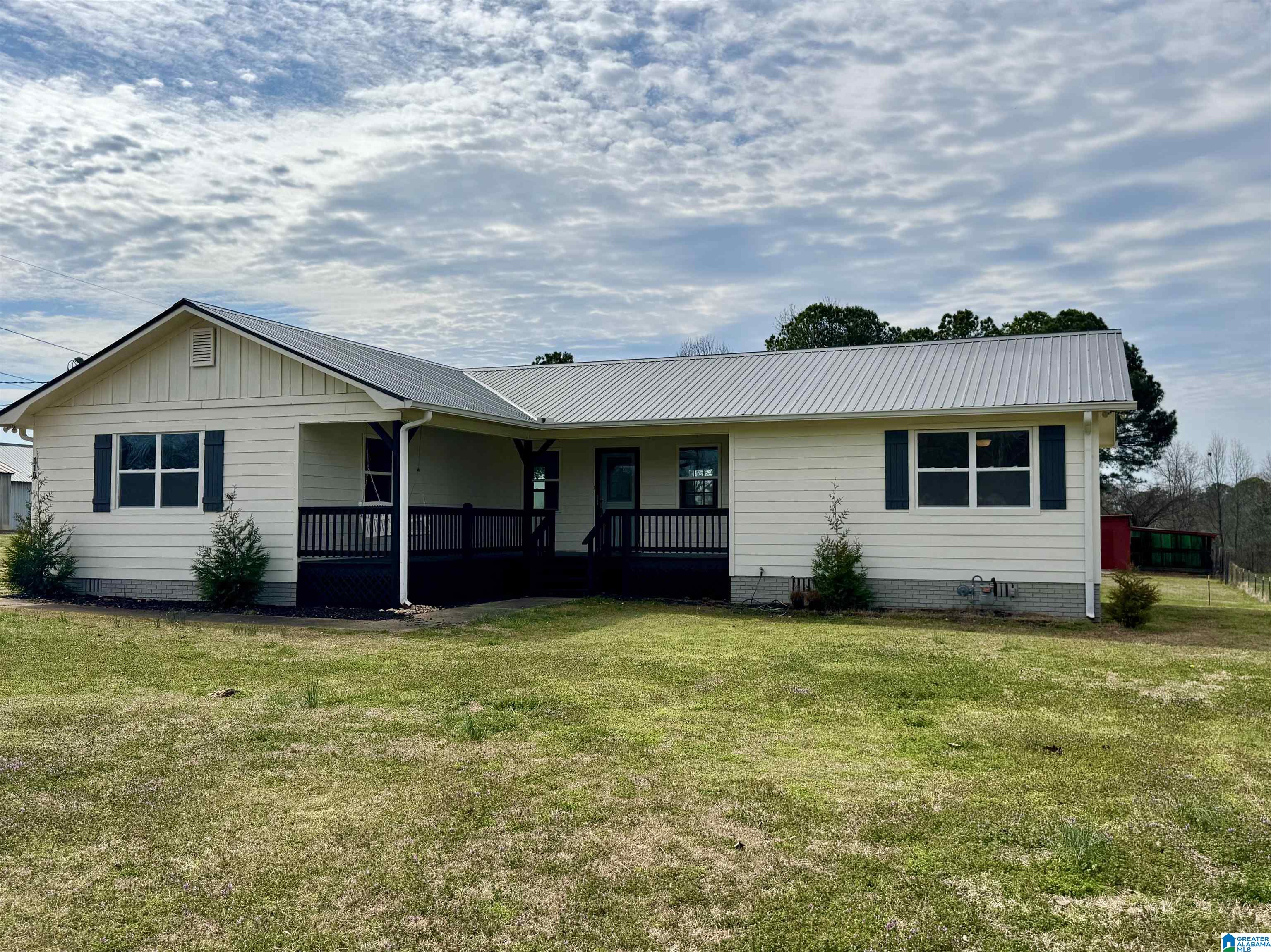 110 Justice Road Warrior, AL 35180 - Photo 3 of 50