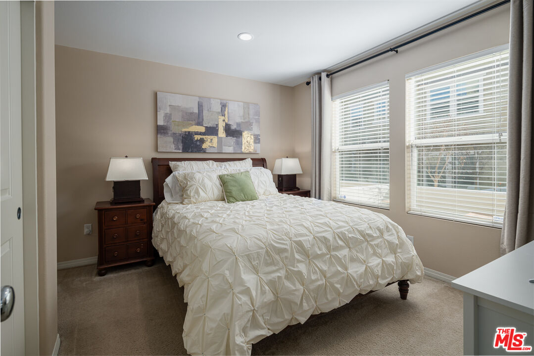 281 Mar Vista Avenue, Unit 19 Pasadena, CA 91106 - Photo 7 of 16