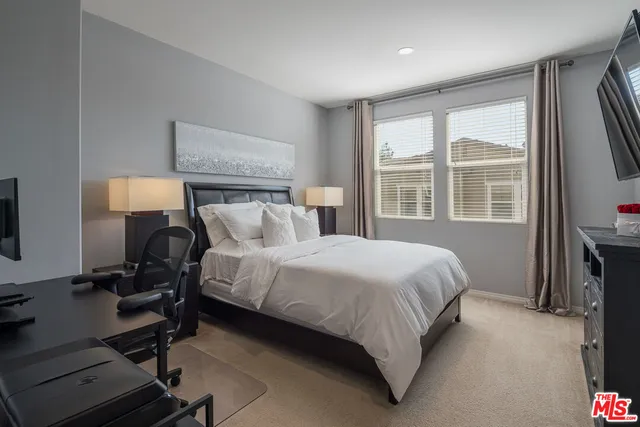 $4,495 | 281 Mar Vista Avenue, Unit 19, Pasadena, CA 91106