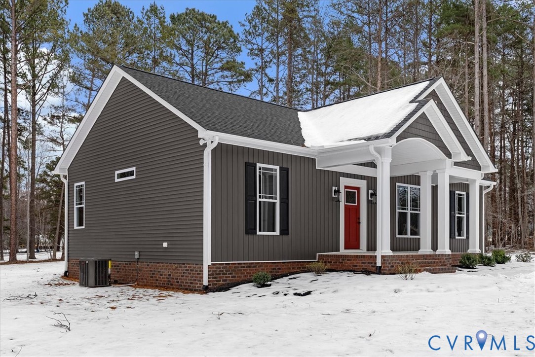 319 Merifield Drive Clarksville, VA 23927 - Photo 7 of 38
