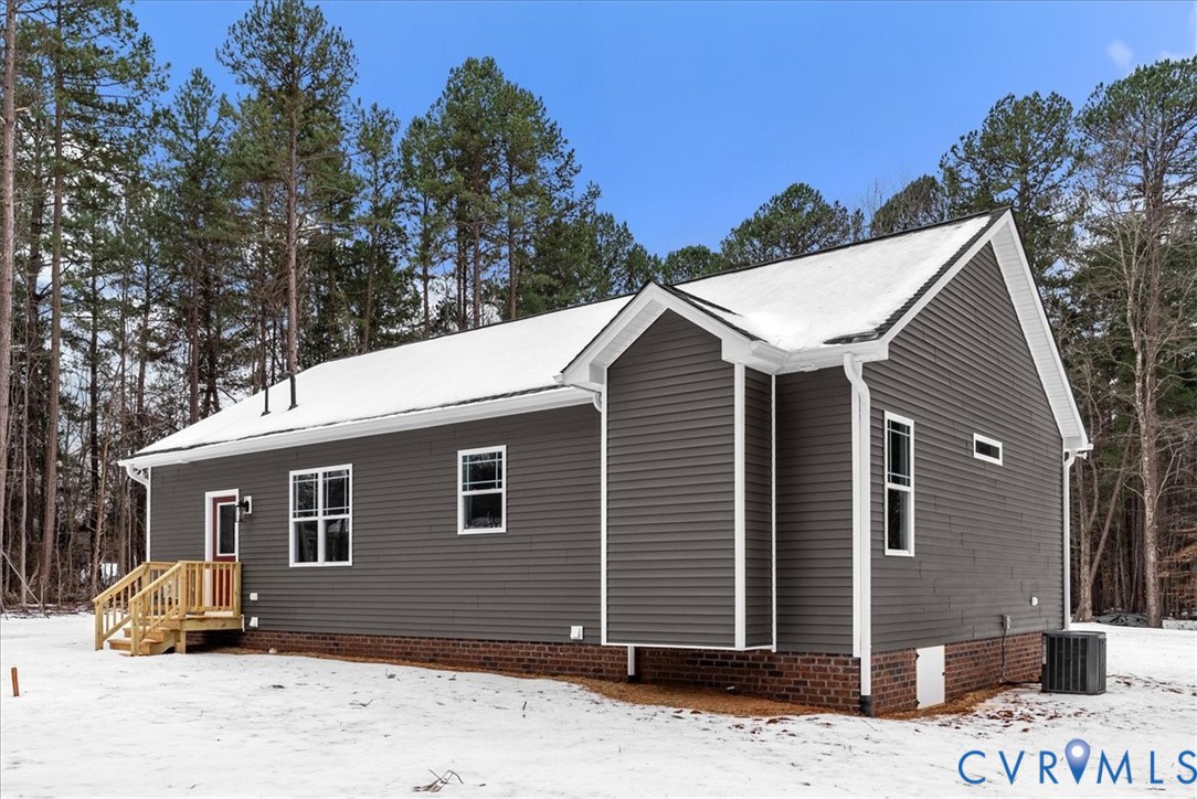 319 Merifield Drive Clarksville, VA 23927 - Photo 9 of 38