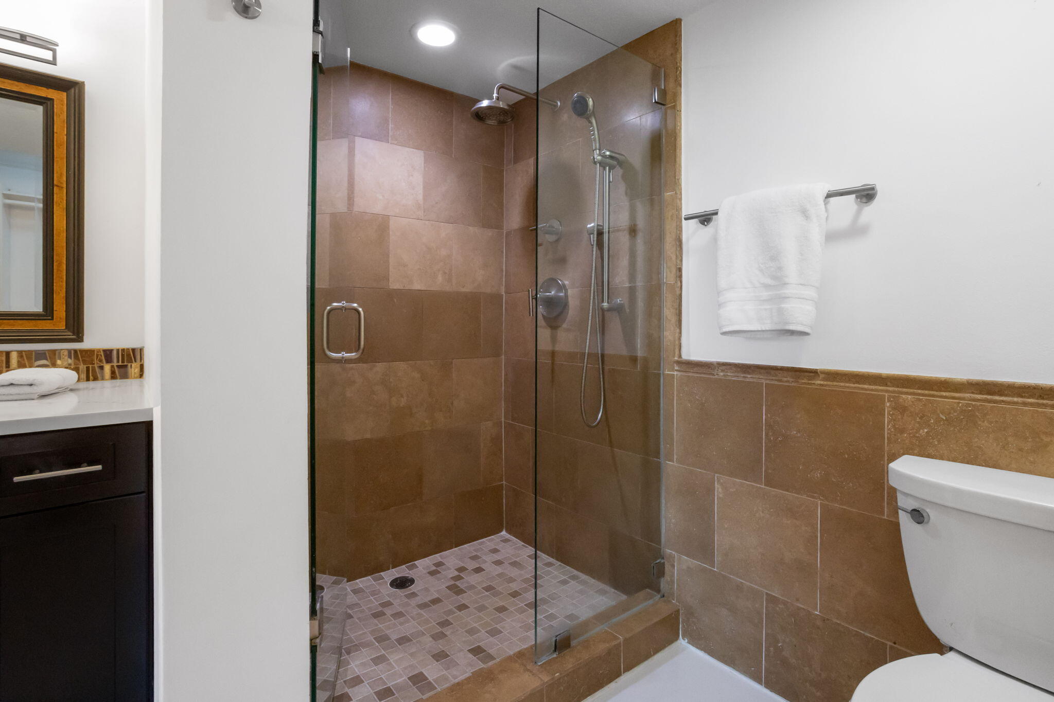 6073 Balboa Circle, Unit 201 Boca Raton, FL 33433 - Photo 10 of 40 Bathroom 1, Shower