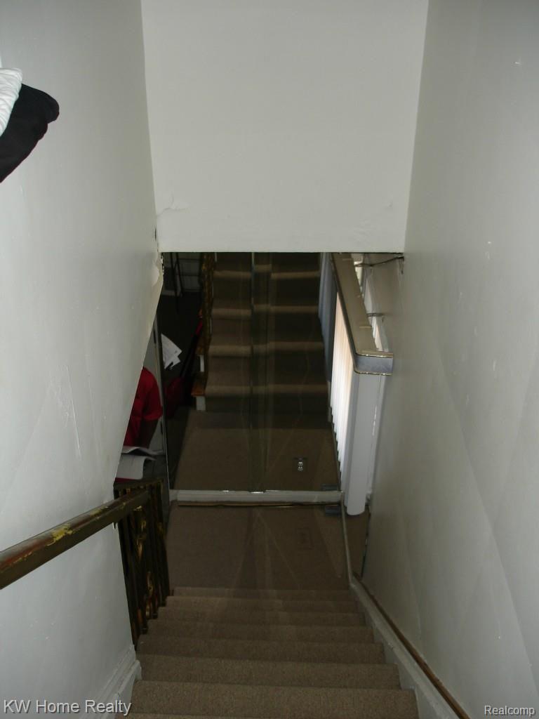 19310 Meyers Road Detroit, MI 48235 - Photo 10 of 11 Stairway to Basement