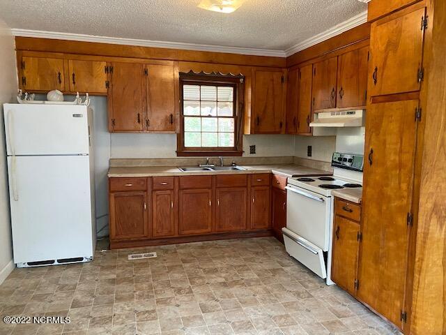 562 Price Road Chocowinity, NC 27817 - Photo 2 of 3 IMG_3506