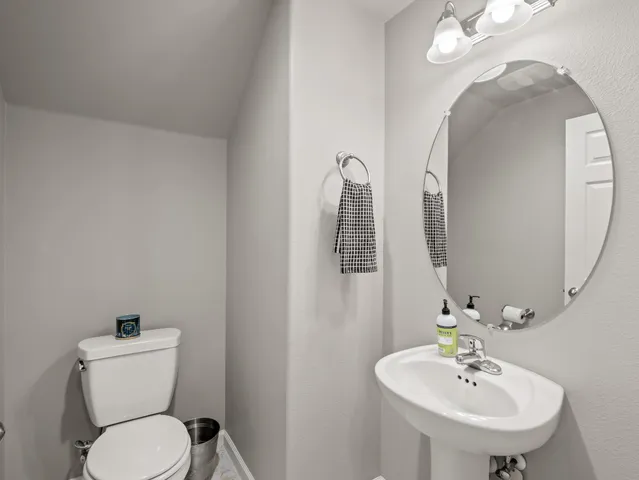 $415,000 | 1573 Joy Drive, Clovis, CA 93619