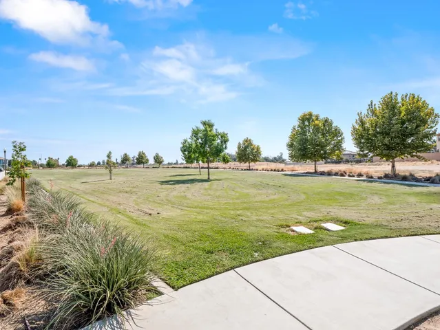 $415,000 | 1573 Joy Drive, Clovis, CA 93619