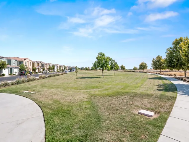 $415,000 | 1573 Joy Drive, Clovis, CA 93619