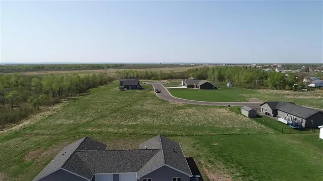 $75,000 | 34 Spartan Cir Drive, Superior, WI 54880