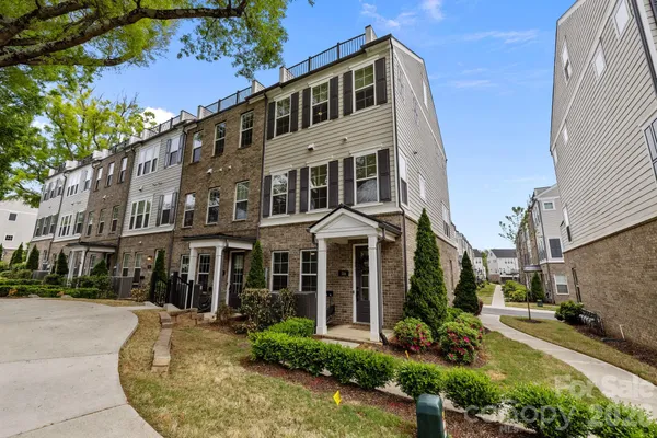 $820,000 | 316 North Dotger Avenue, Charlotte, NC 28207