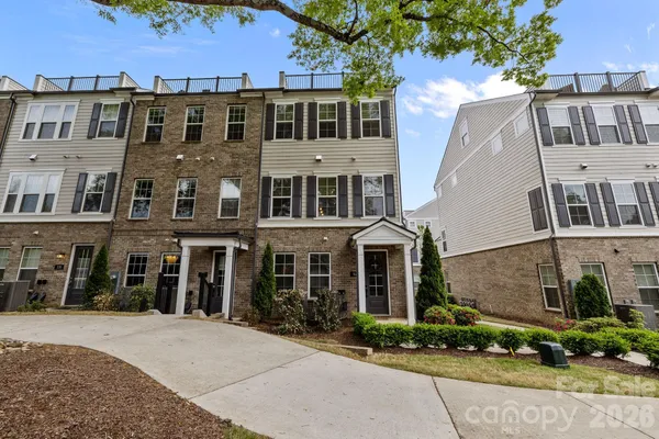 $820,000 | 316 North Dotger Avenue, Charlotte, NC 28207