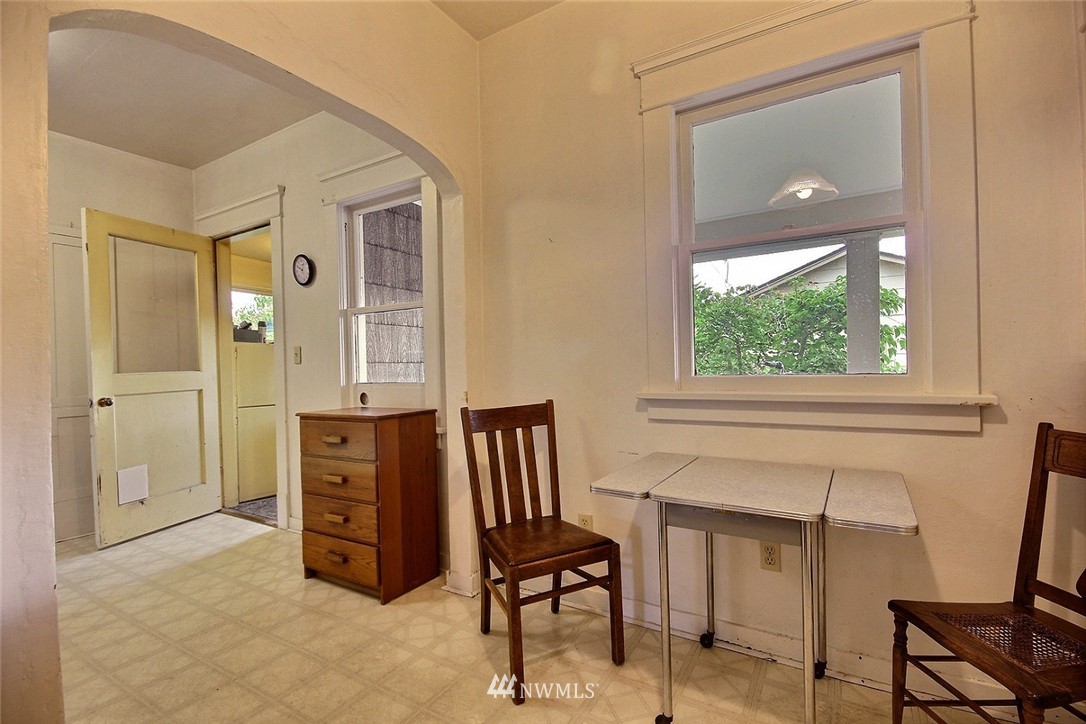 1209 Rucker Avenue Everett, WA 98201 - Photo 12 of 19