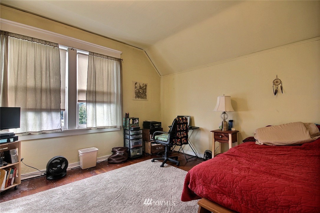 1209 Rucker Avenue Everett, WA 98201 - Photo 14 of 19