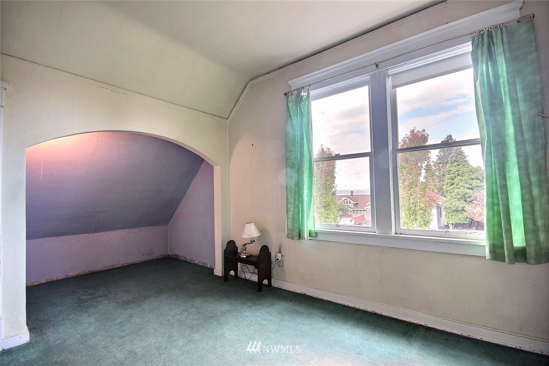 1209 Rucker Avenue Everett, WA 98201 - Photo 16 of 19