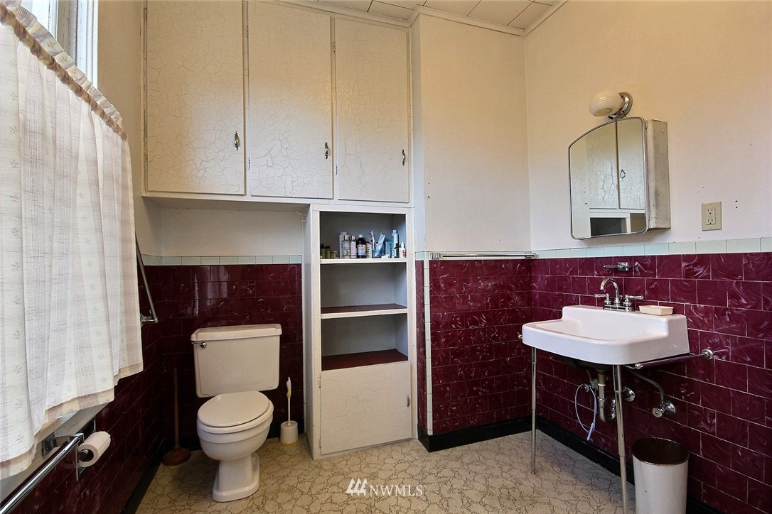 1209 Rucker Avenue Everett, WA 98201 - Photo 18 of 19