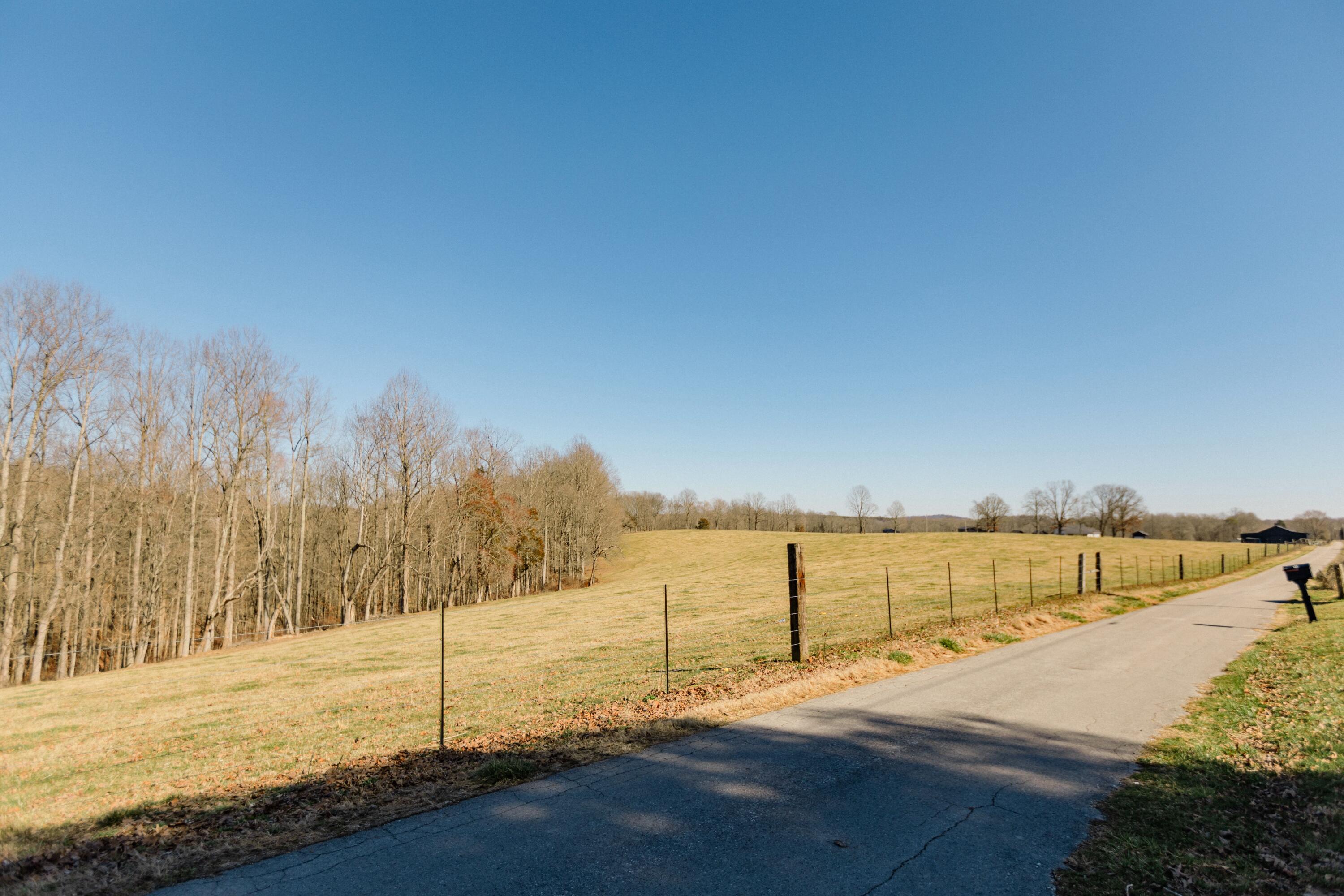 135 Wesley West Road Science Hill, KY 42553 - Photo 35 of 39 Wesley West - 46
