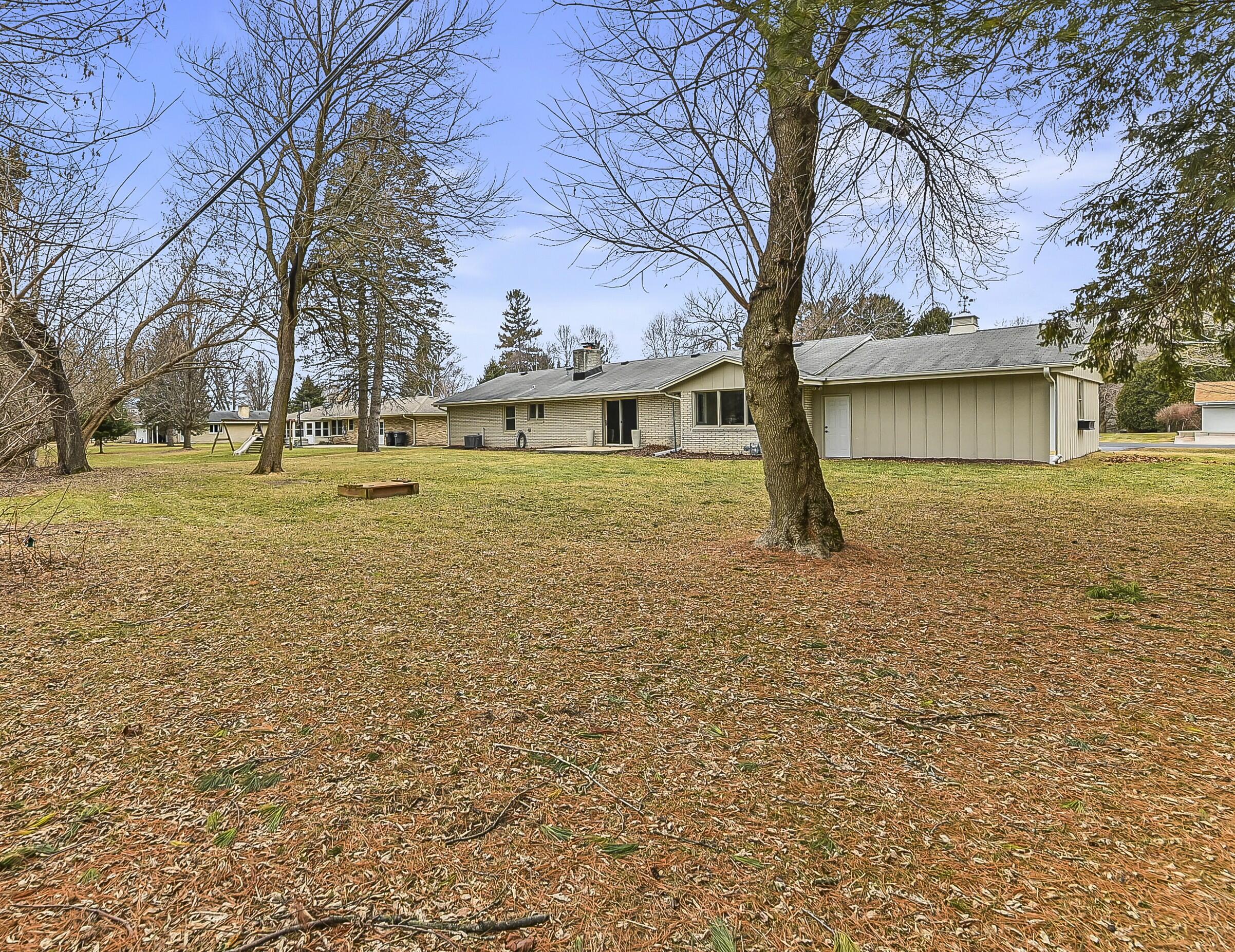 5023 Valley Trail Wind Point, WI 53402 - Photo 39 of 42 Valley Tr-17