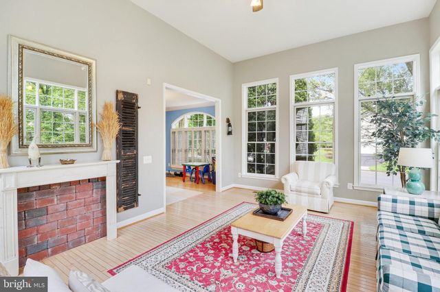 $1,200,000 | 6810 Carawood Court, Springfield, VA 22150