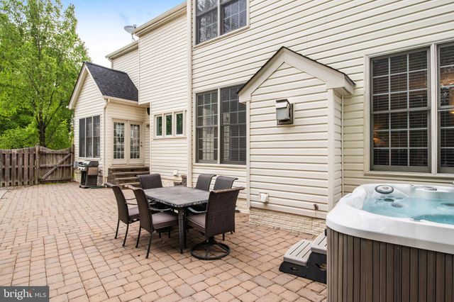 $1,200,000 | 6810 Carawood Court, Springfield, VA 22150