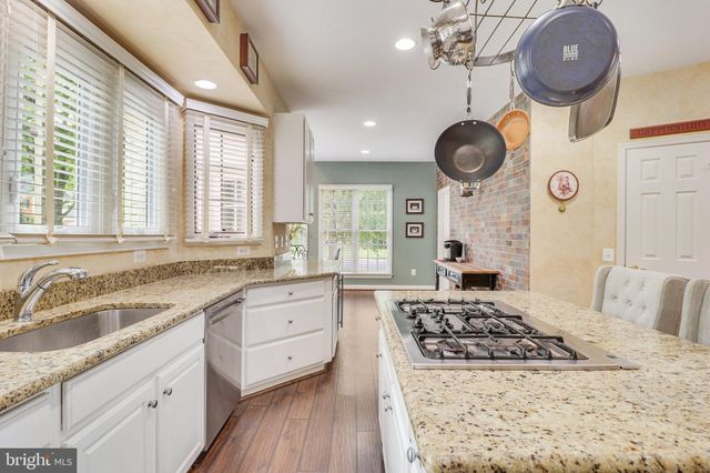 $1,200,000 | 6810 Carawood Court, Springfield, VA 22150