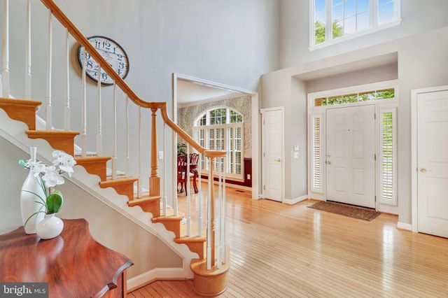 $1,200,000 | 6810 Carawood Court, Springfield, VA 22150