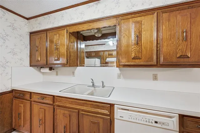 $370,000 | 904 Shelley Drive, Arlington, TX 76012